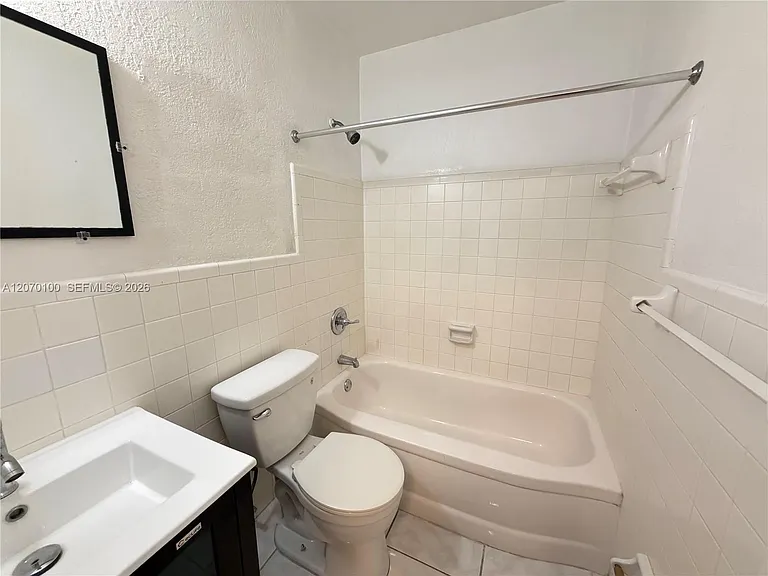1821 N 17th Ct #24 — Photo 9