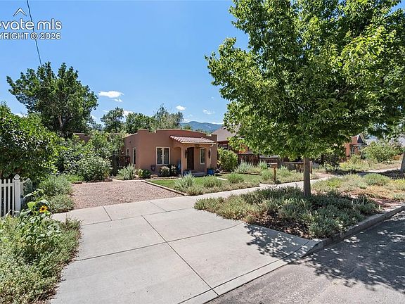 3rd image of 1819 W Pikes Peak Ave