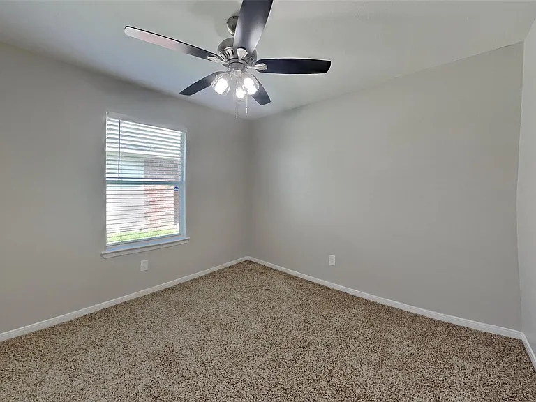 19518 Kadabra Dr — Photo 14