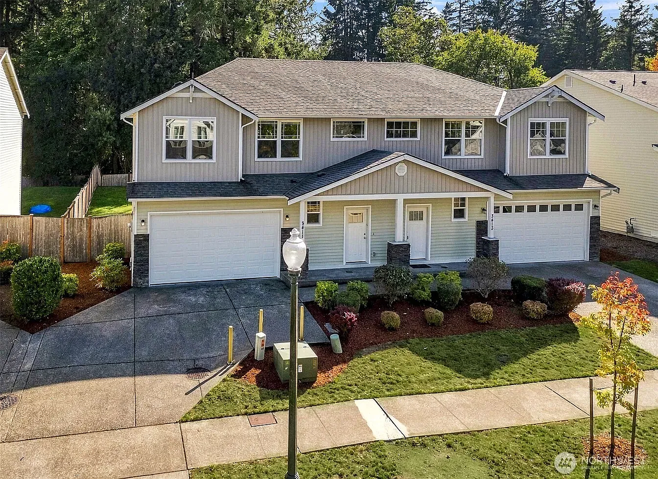 3 bed, 2.5 bath, 1795 sqft, $2,745 — Photo 1