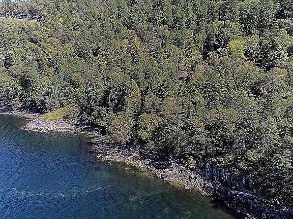 3rd image of 206 Narrows West Rd