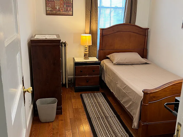 226 Upshur St NW — Photo 3