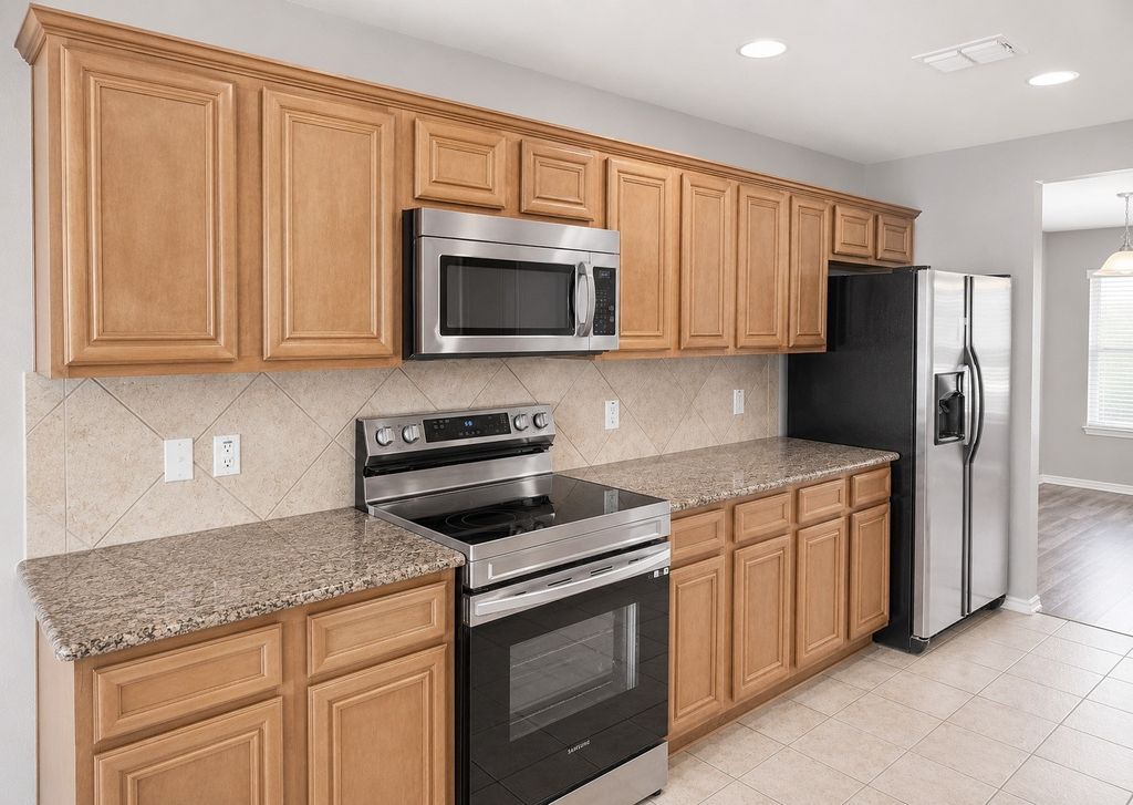 8108 Tol Tec Ct, Arlington, TX - View 6