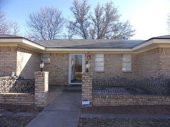 3rd image of 2817 Highland Park Dr