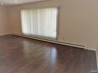 162 Krone Pl FLOOR 2, Hackensack, NJ 07601