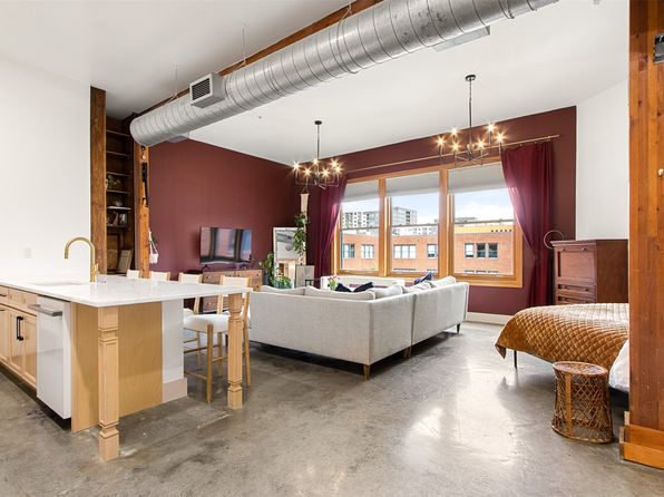 2502 Live Oak St APT 333, Dallas, TX 75204