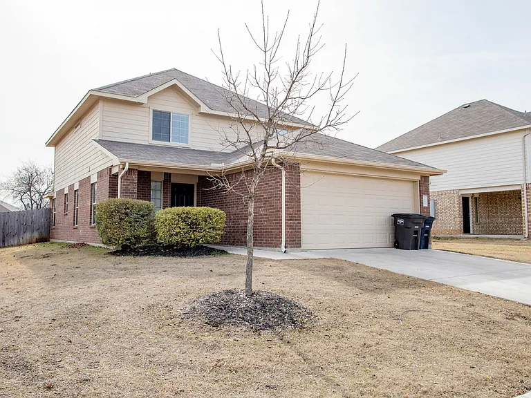 3953 Tarpon Springs Dr — Photo 3