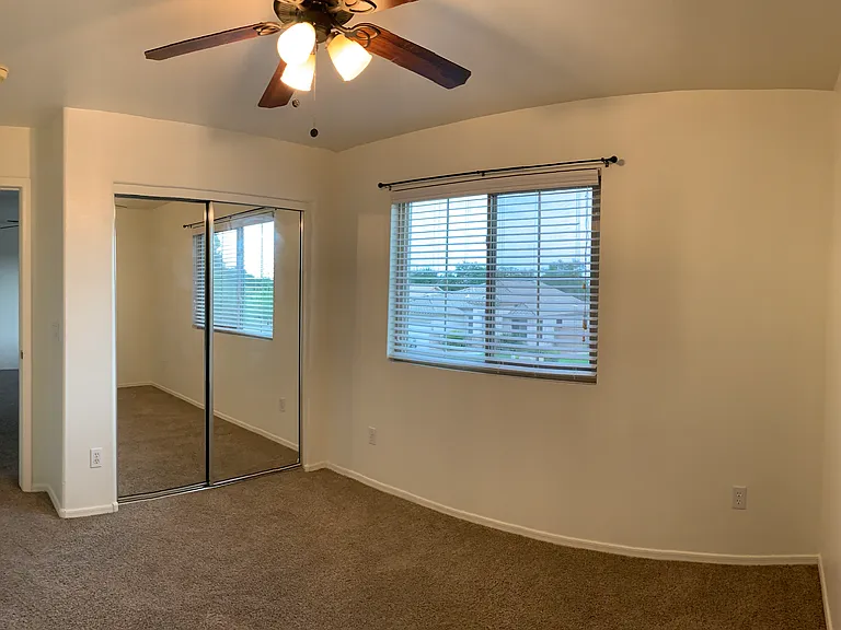 9250 W Lone Cactus Dr — Photo 26
