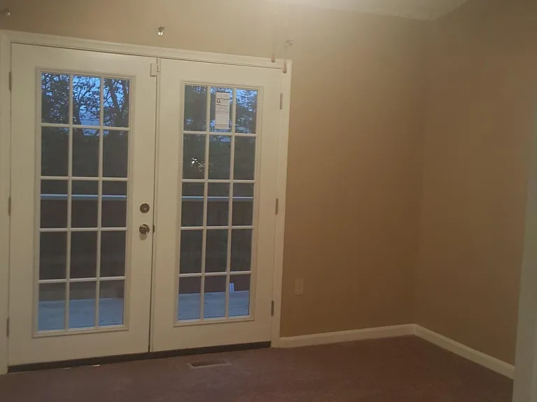 3324 Westdale Ct — Photo 3