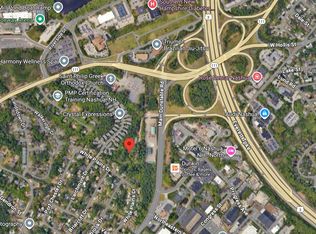 247 Main Dunstable Rd, Nashua, NH 03062