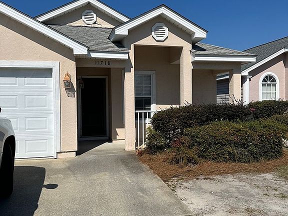 2nd image of 11718 Sand Castle Ln
