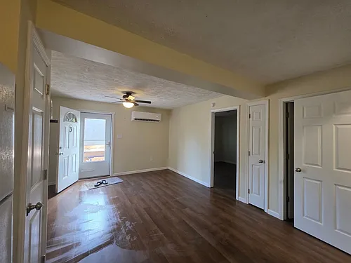 197 Hephill Dr #3 Photo 1