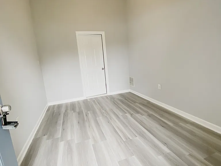 1536 Douglas St NE — Photo 26