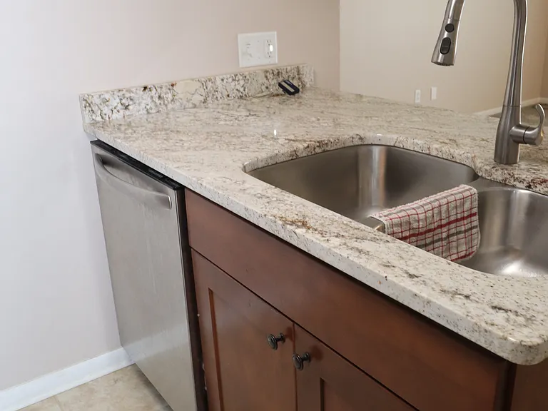 1111.5 S Chimney Hill Dr — Photo 11