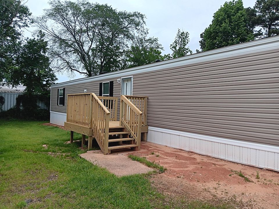 1st image of 117 Parkway Dr #3B-2Ba