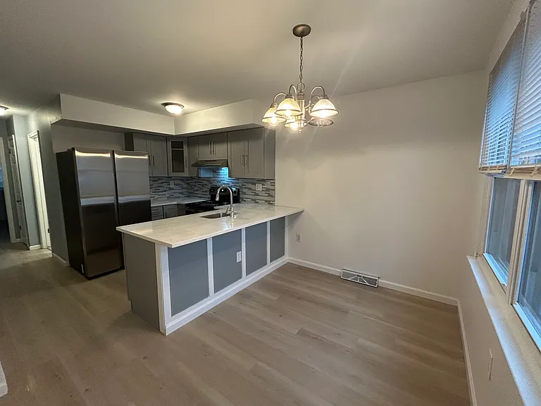 Eat in Kitchen