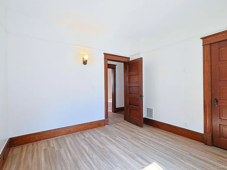34 Lagrange Ave — Photo 19