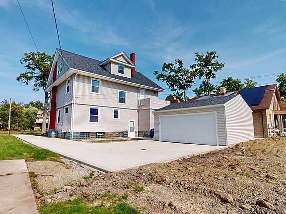 2nd image of 12981 Clifton Blvd