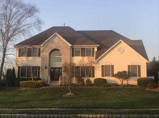 187 Pin Oak Rd, Freehold, NJ 07728