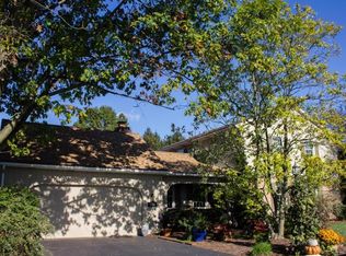 2115 Creek Hill Rd, Lancaster, PA 17601