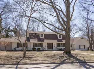 337 Highland Dr, Iowa City, IA 52246