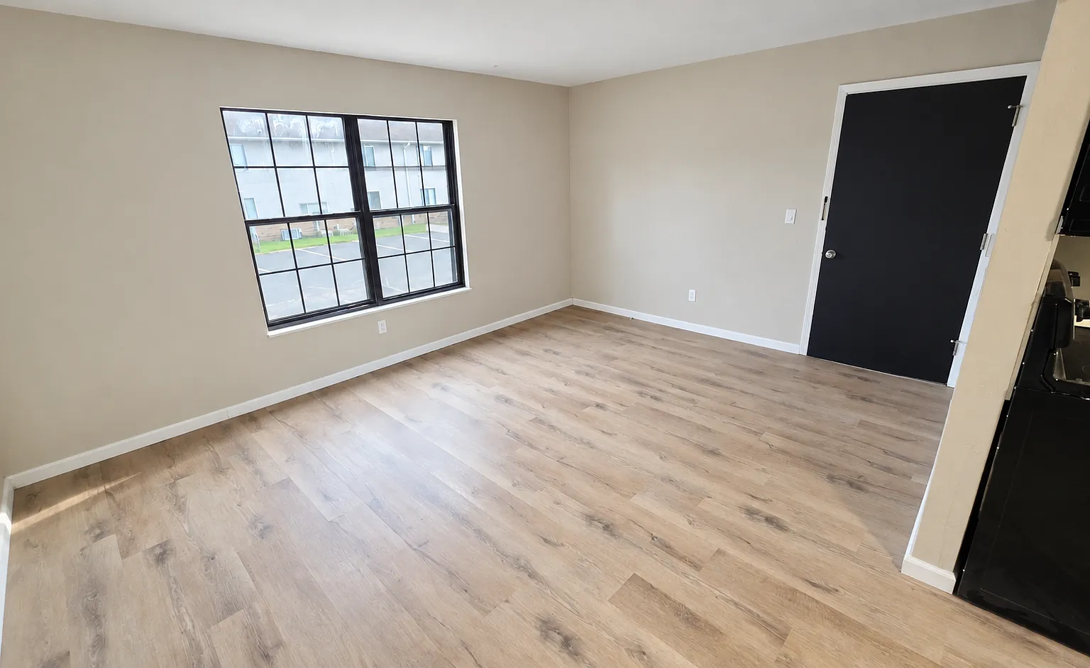 1 bed, 650 sqft, $1,000 — Photo 1
