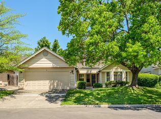 4052 Alex Ln, Carmichael, CA 95608