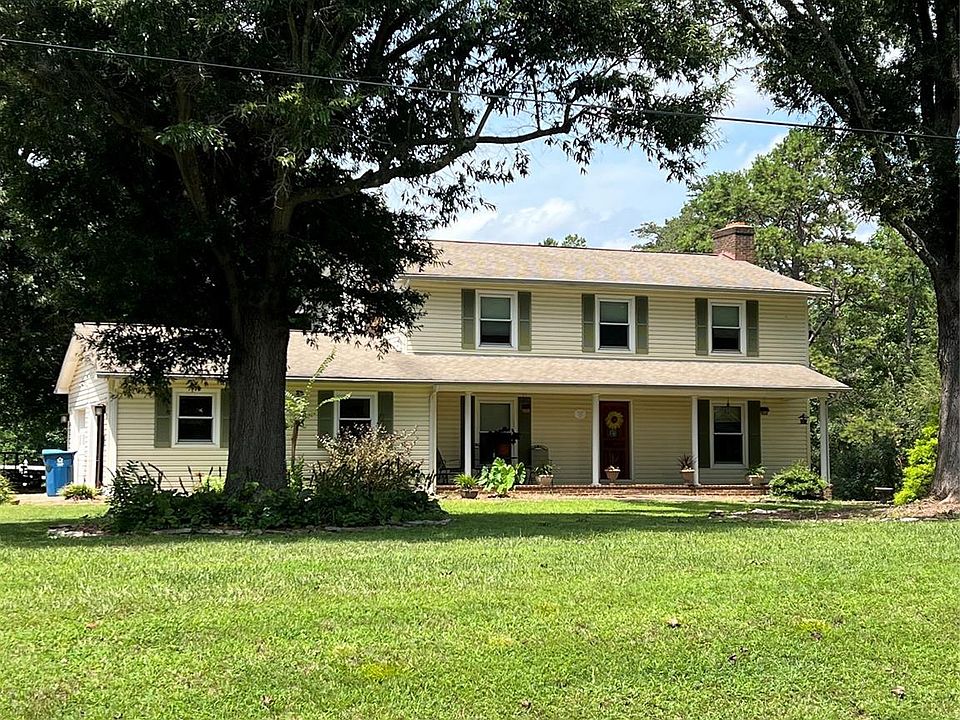 1st image of 1836 33rd Street Dr SW