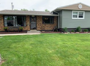 1621 Pine Dr, Havre, MT 59501