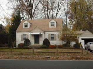 636 Ridgewood Rd, Township Of Washington, NJ 07676