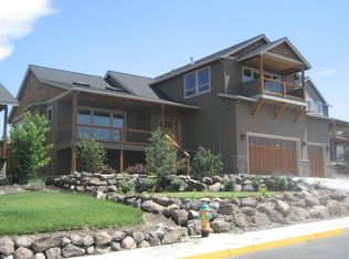 2356 SW 43rd St, Redmond, OR 97756