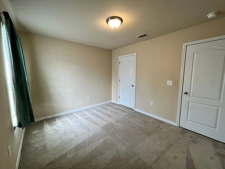 4187 Roosevelt Way — Photo 7