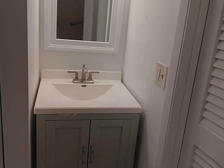 20886 Vinesta Cir #313 — Photo 16