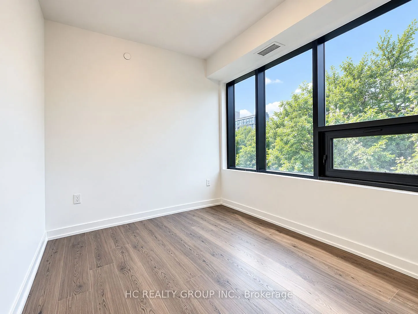 2 bed, $1,800 — Photo 4