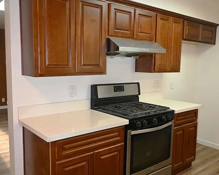 2620 Fernandez Dr — Photo 5