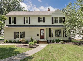 1424 Ford Rd, Lyndhurst, OH 44124