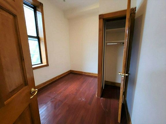 5th image of 145 E 17th St #Aa1