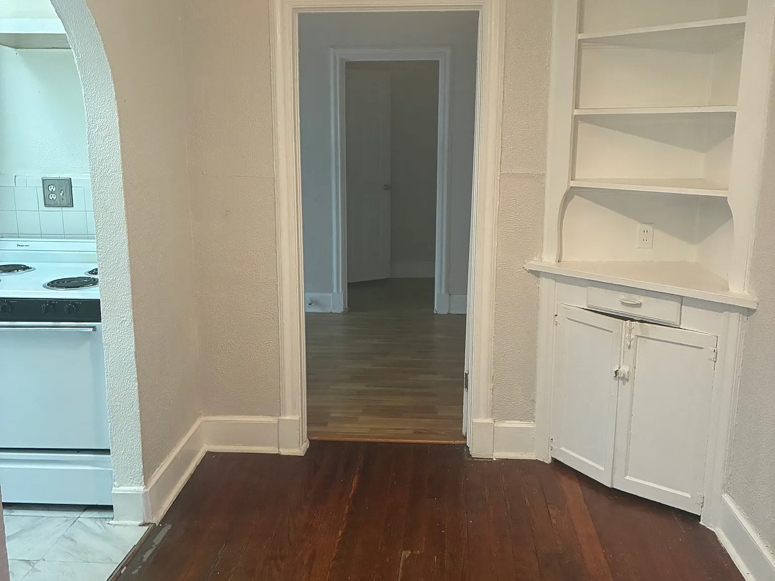 4226 Wycliff Ave — Photo 4