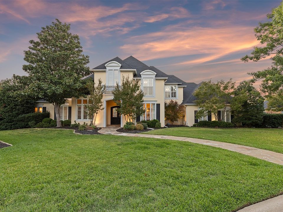 1st image of 610 Dominion Dr