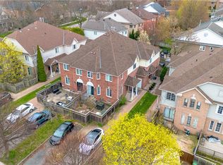 112 Laurendale Ave, Hamilton, ON L8B0N2