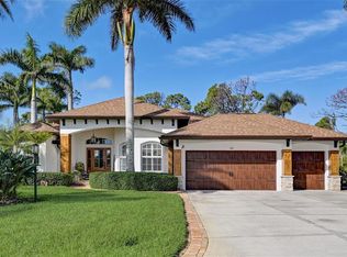 101 Beryl Dr, Rotonda West, FL 33947