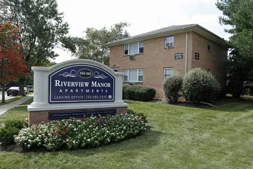 Riverview Manor Apartments Photo 1