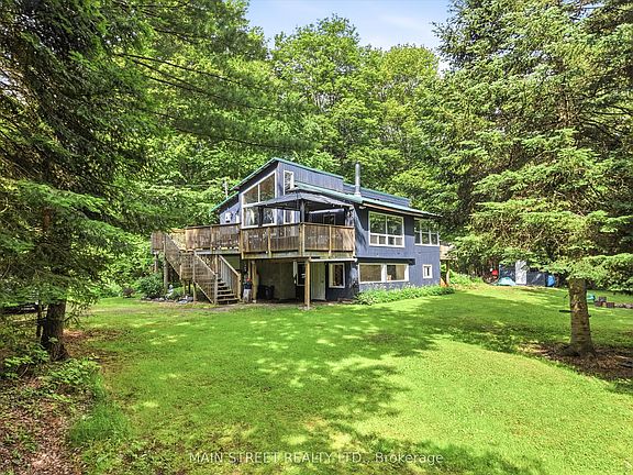 2nd image of 1063 Sherwood Forest Rd