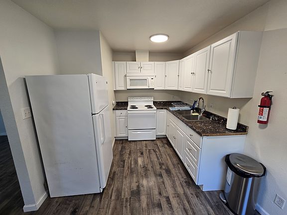 3rd image of 8620 Kluane Dr APT 3
