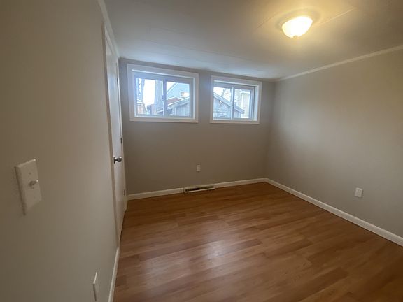 4th image of 4 Lane Ct