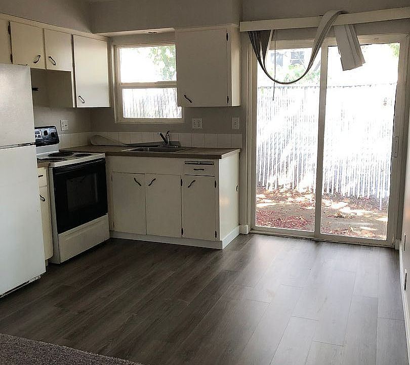 2nd image of 4716 SE 83rd Ave #4176