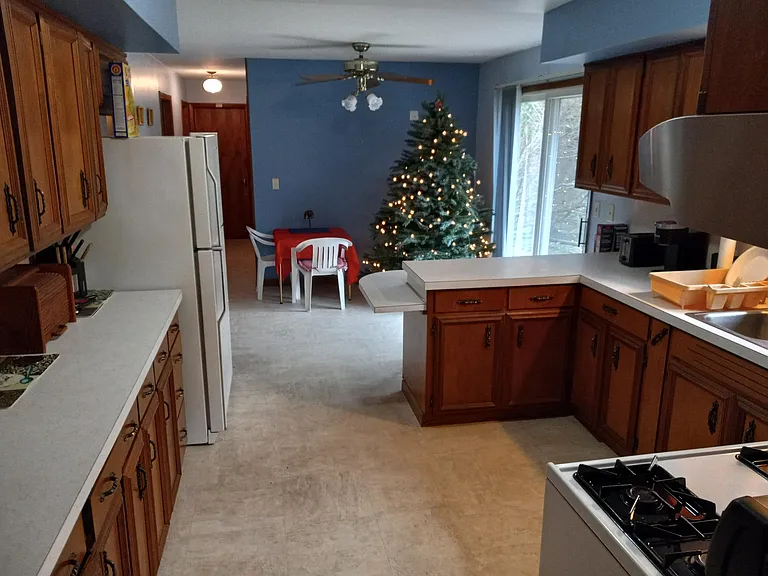 4661 S Sheridan Rd — Photo 3