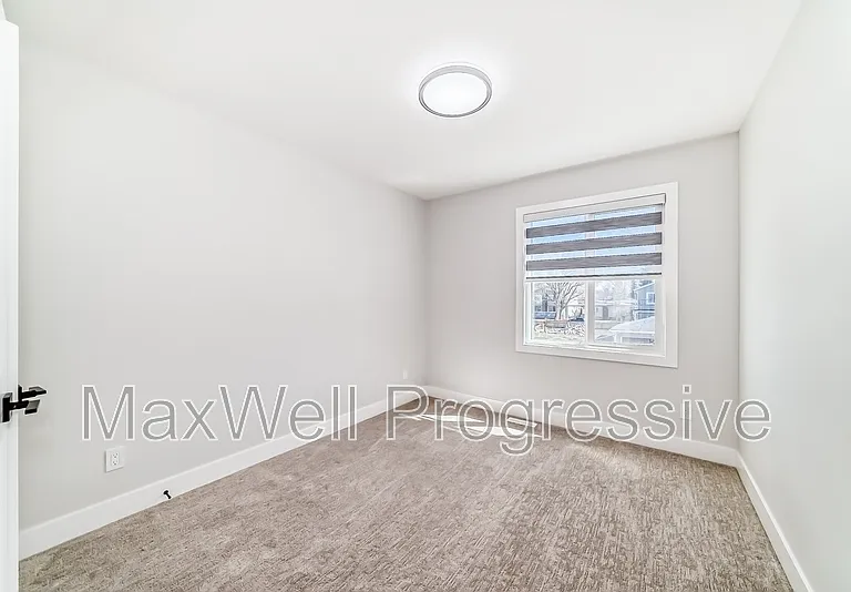 12901 123a St NW #MAIN — Photo 33