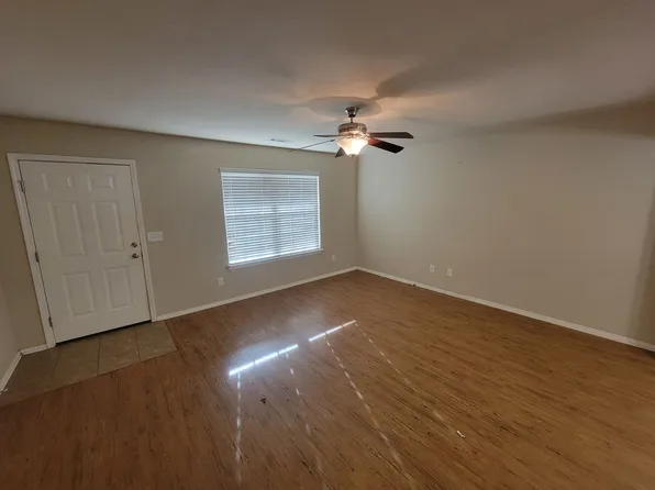 4623 W Colfax Loop, Fayetteville, AR 72704