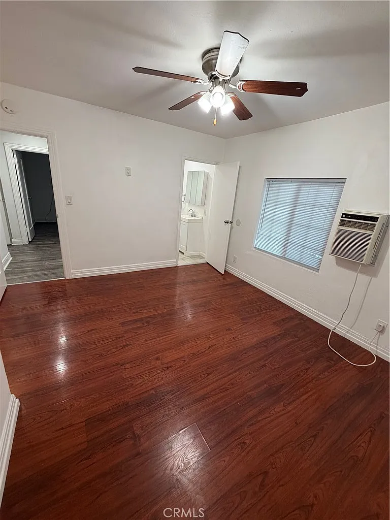 2 bed, 3.5 bath, 936 sqft, $2,950 — Photo 3